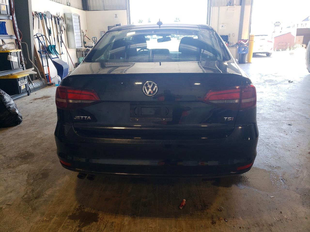3VWDB7AJ7HM306775 · 2017 VOLKSWAGEN JETTA · 6/12