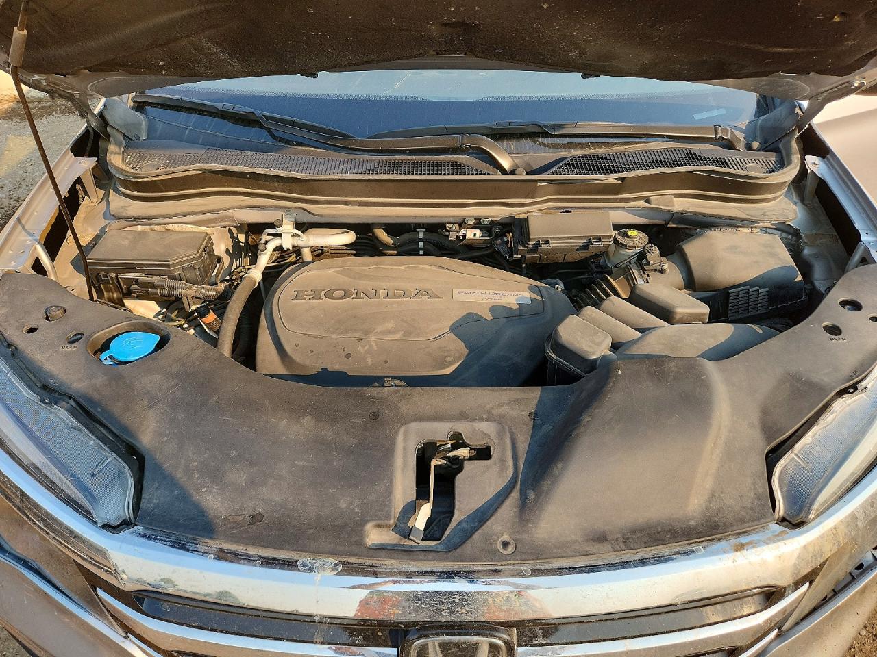 5FNYF6H90JB502341 · 2018 HONDA PILOT · 12/13