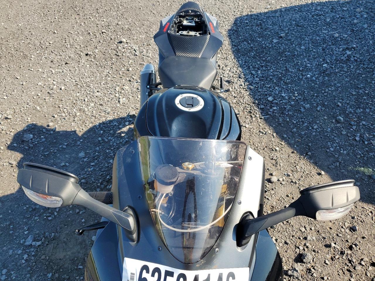 JS1GR7MA3K7100842 · 2019 SUZUKI GSX-R750 · 5/10