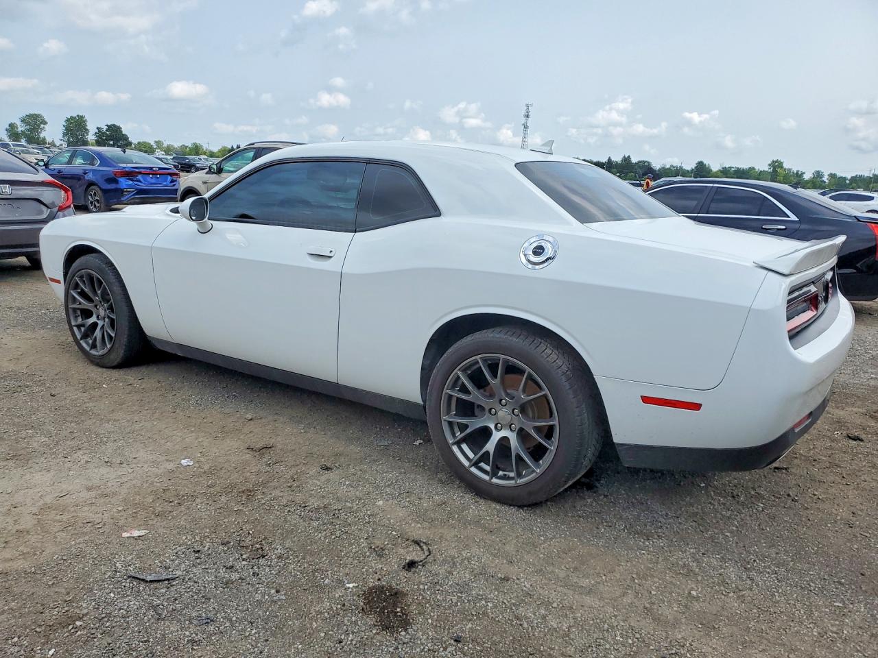 2C3CDZAG8JH282522 · 2018 DODGE CHALLENGER · 2/12