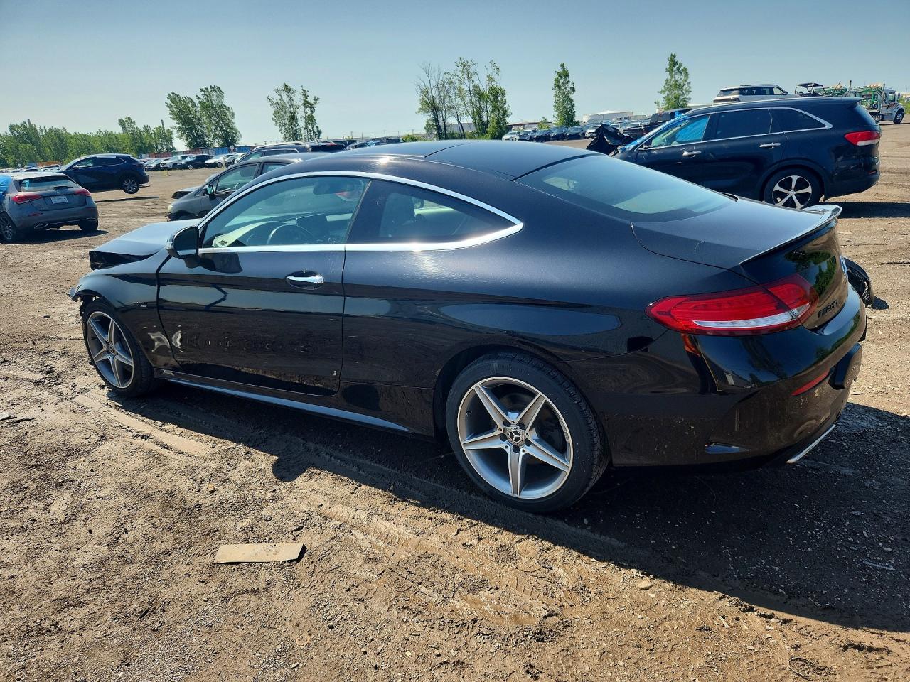 WDDWJ4KB2JF601279 · 2018 MERCEDES-BENZ C · 2/13