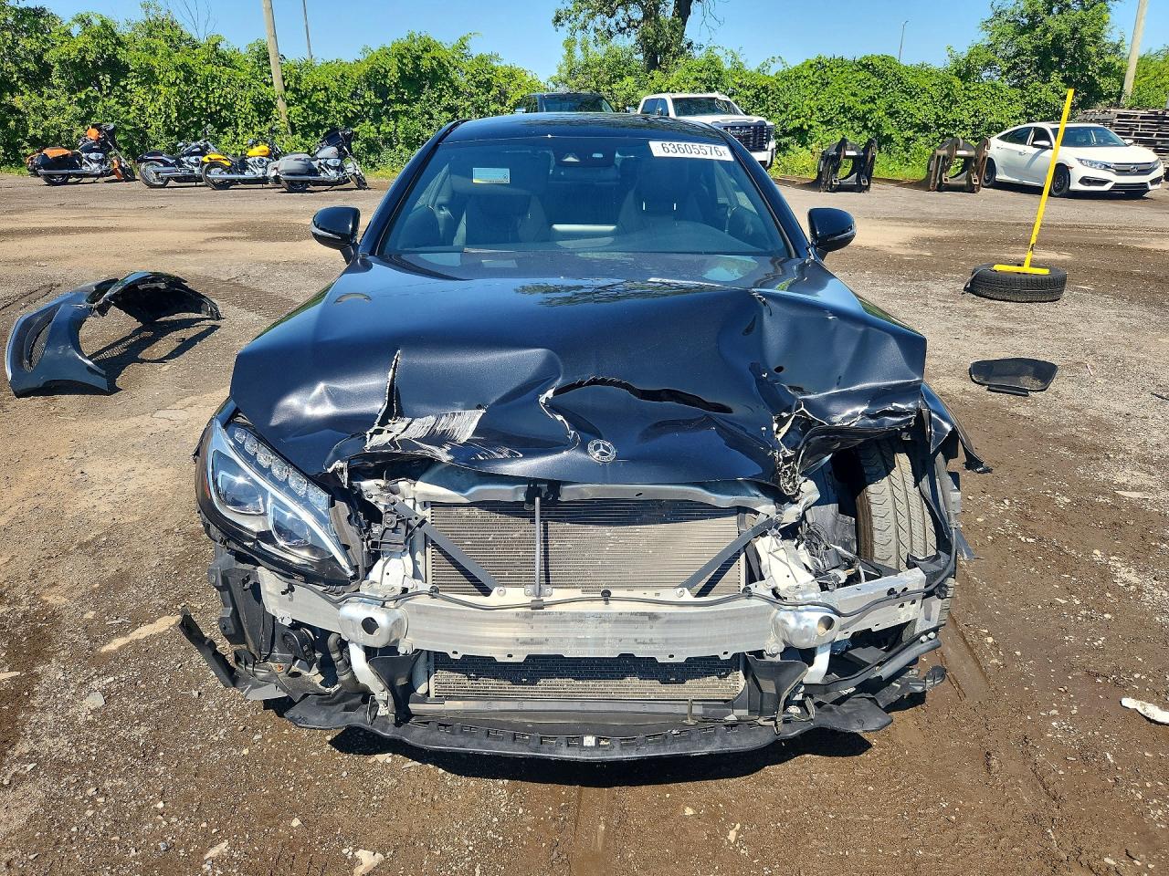 WDDWJ4KB2JF601279 · 2018 MERCEDES-BENZ C · 5/13