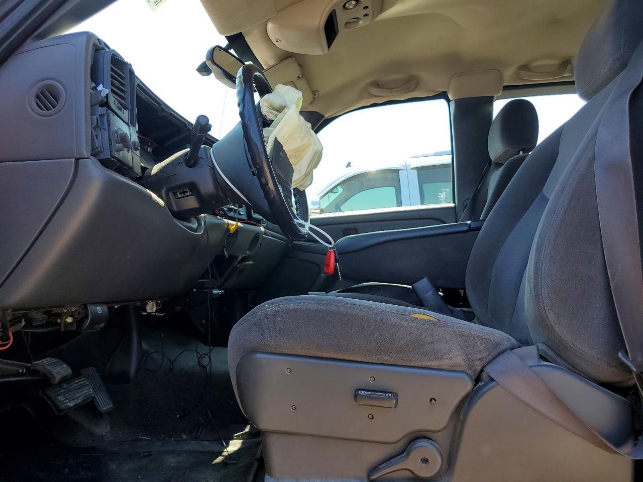 2GTEC19V151362657 · 2005 GMC NEW SIERRA · 7/12