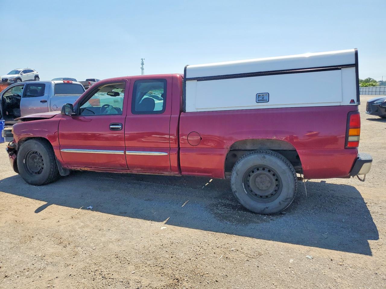 2GTEC19V151362657 · 2005 GMC NEW SIERRA · 2/12