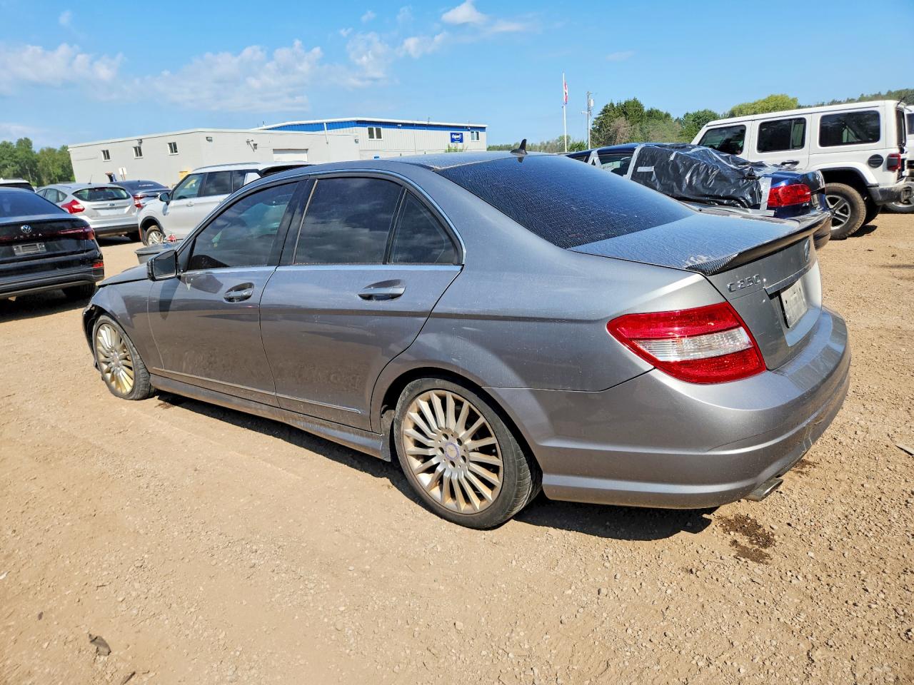 WDDGF8FB4BF548075 · 2011 MERCEDES-BENZ C · 2/12
