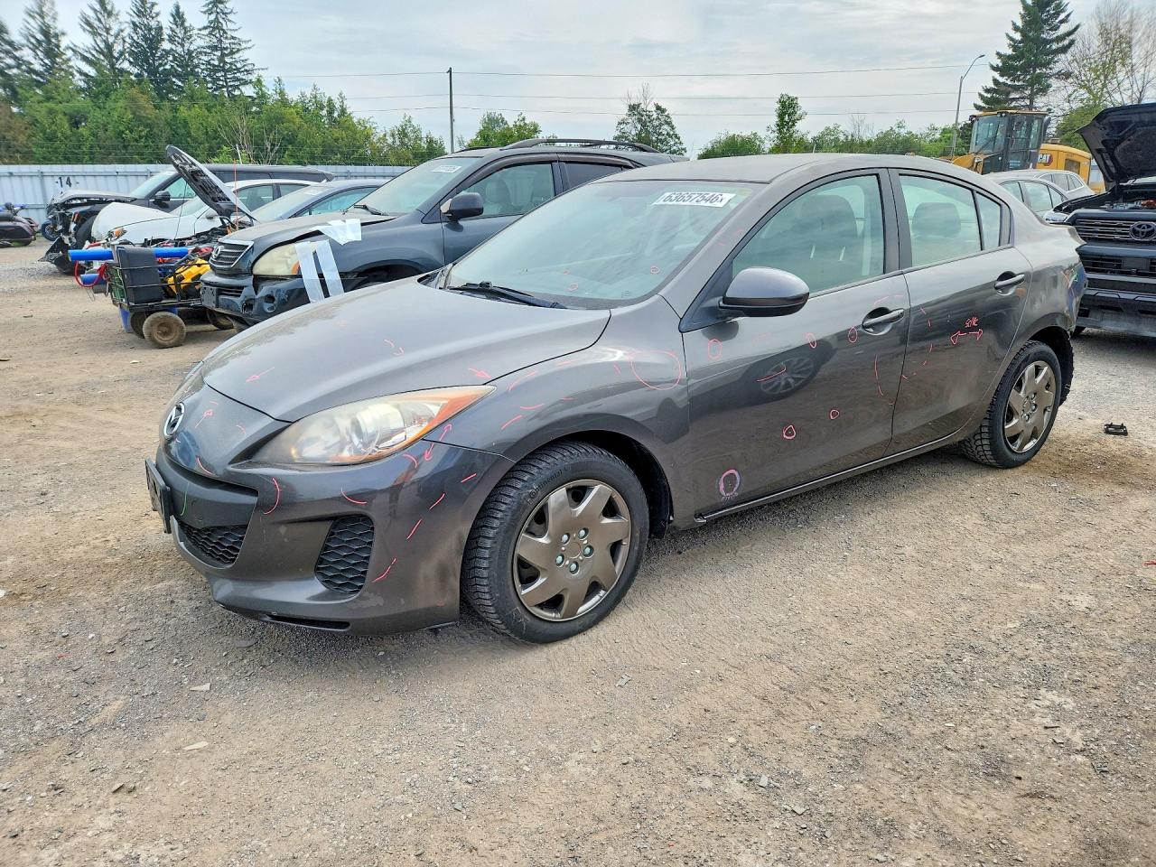 JM1BL1UF1D1705149 · 2013 MAZDA 3