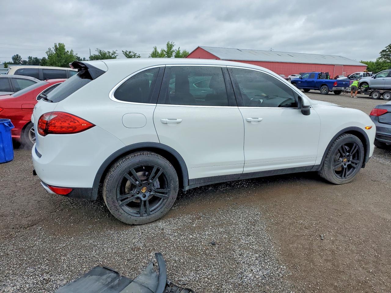 WP1AA2A2XELA04963 · 2014 PORSCHE CAYENNE · 3/13
