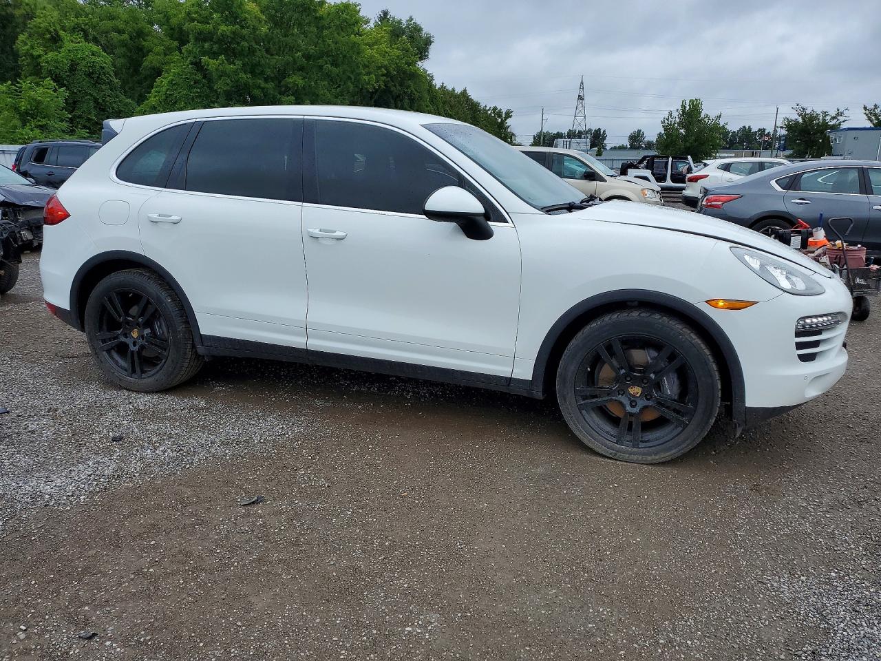 WP1AA2A2XELA04963 · 2014 PORSCHE CAYENNE · 4/13