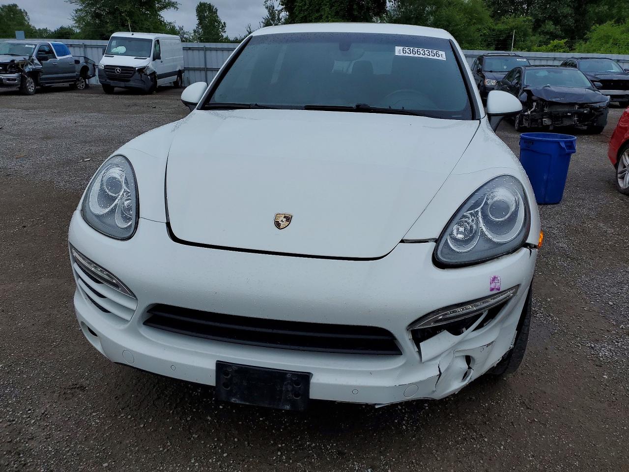 WP1AA2A2XELA04963 · 2014 PORSCHE CAYENNE · 5/13