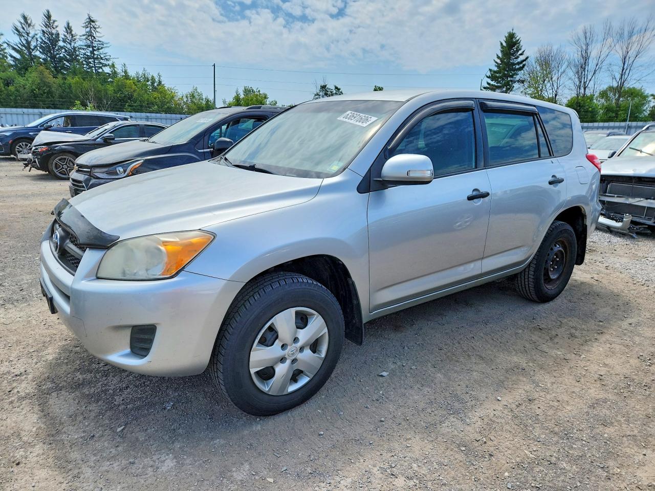 2T3ZF4DV1BW060404 · 2011 TOYOTA RAV4