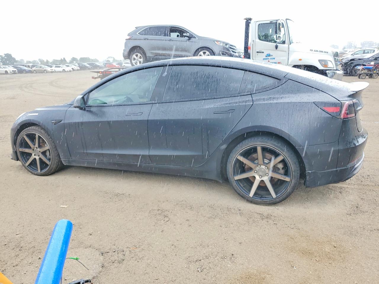 5YJ3E1EA4JF028389 · 2018 TESLA MODEL 3 · 2/12