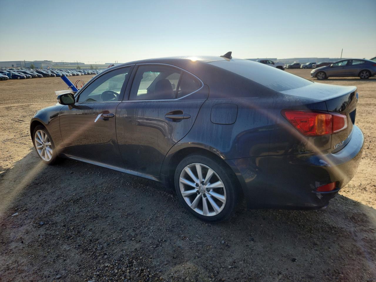 JTHCF5C29A5040084 · 2010 LEXUS IS · 2/13