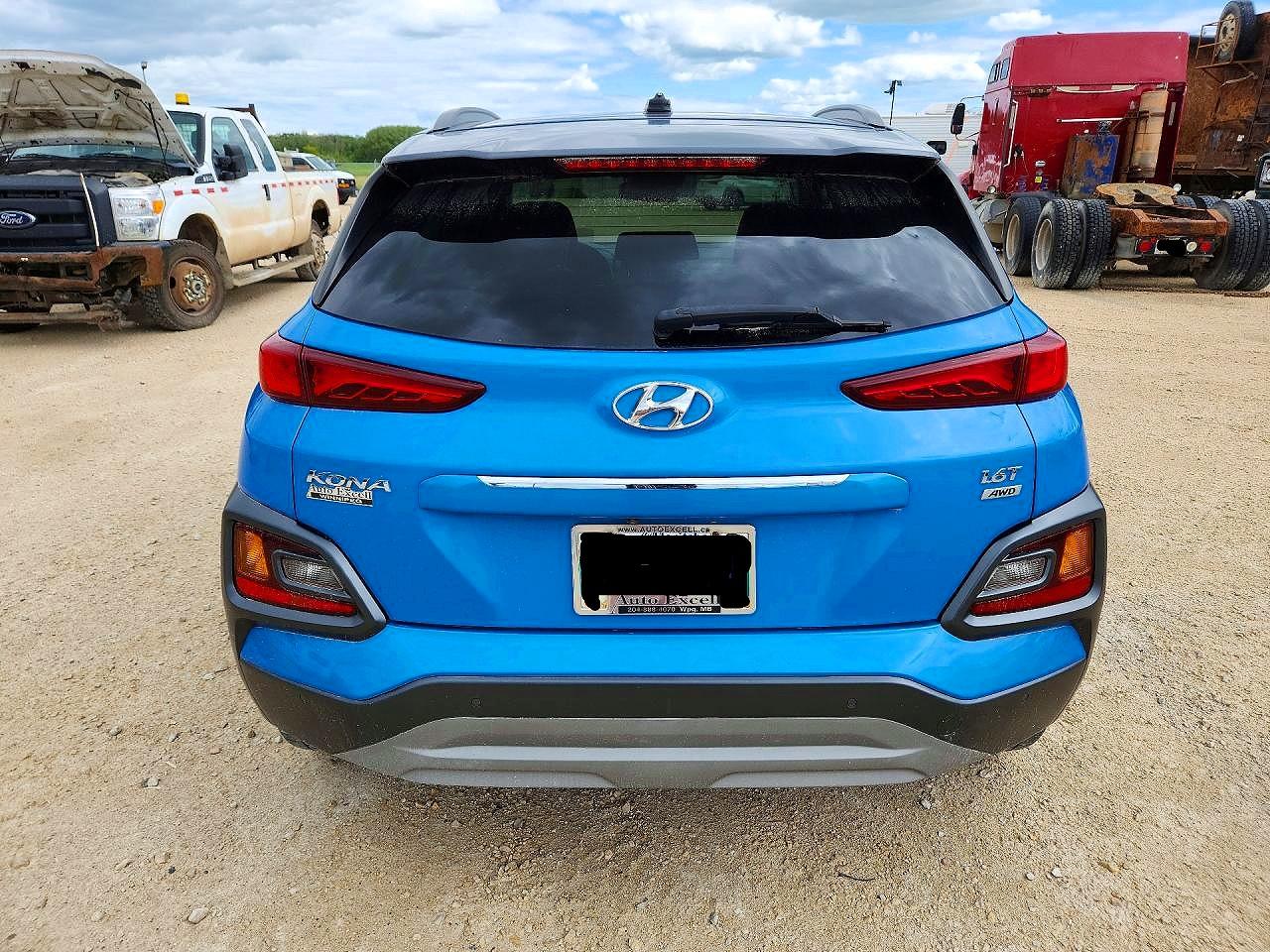 KM8K3CA52JU152945 · 2018 HYUNDAI KONA · 6/13