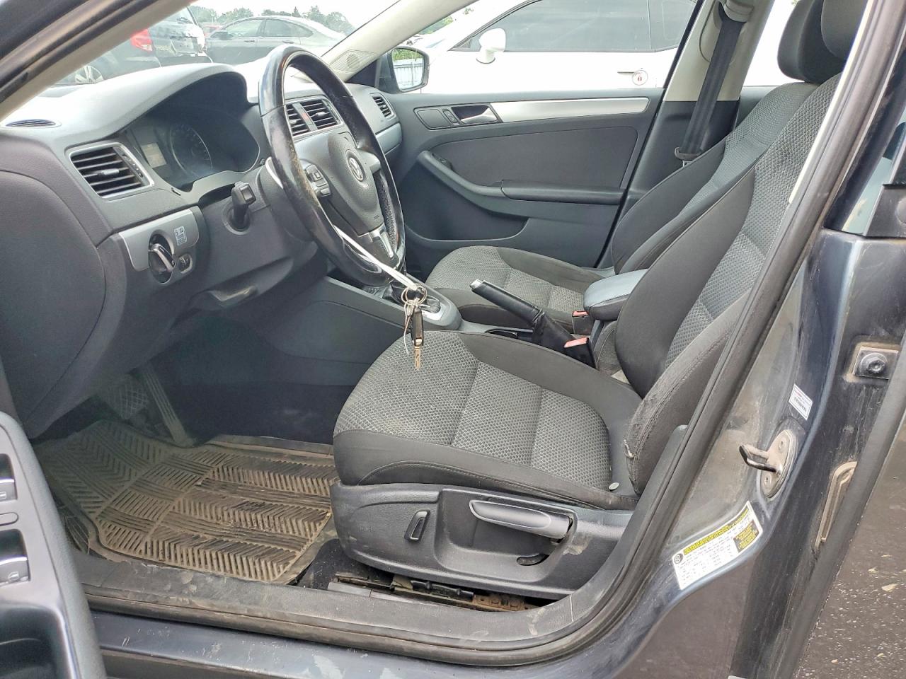 3VWDL7AJ2EM357724 · 2014 VOLKSWAGEN JETTA · 7/12
