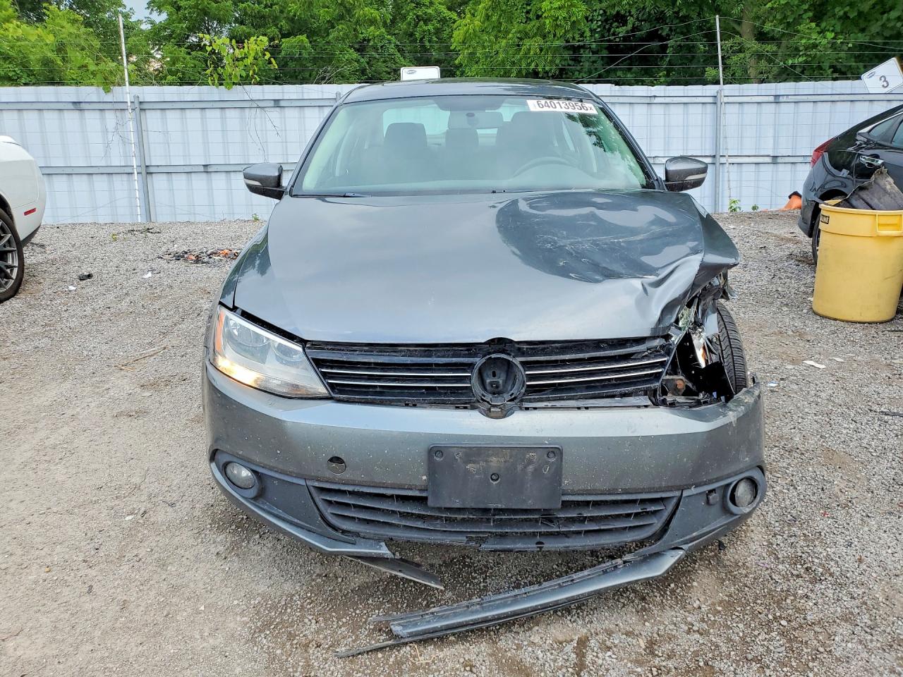 3VWDL7AJ2EM357724 · 2014 VOLKSWAGEN JETTA · 5/12