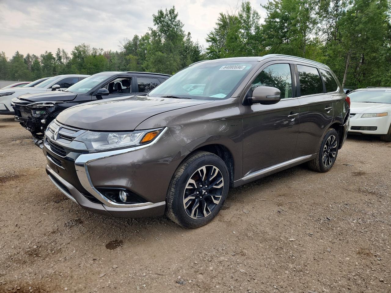 JA4J24A58JZ616021 · 2018 MITSUBISHI OUTLANDER