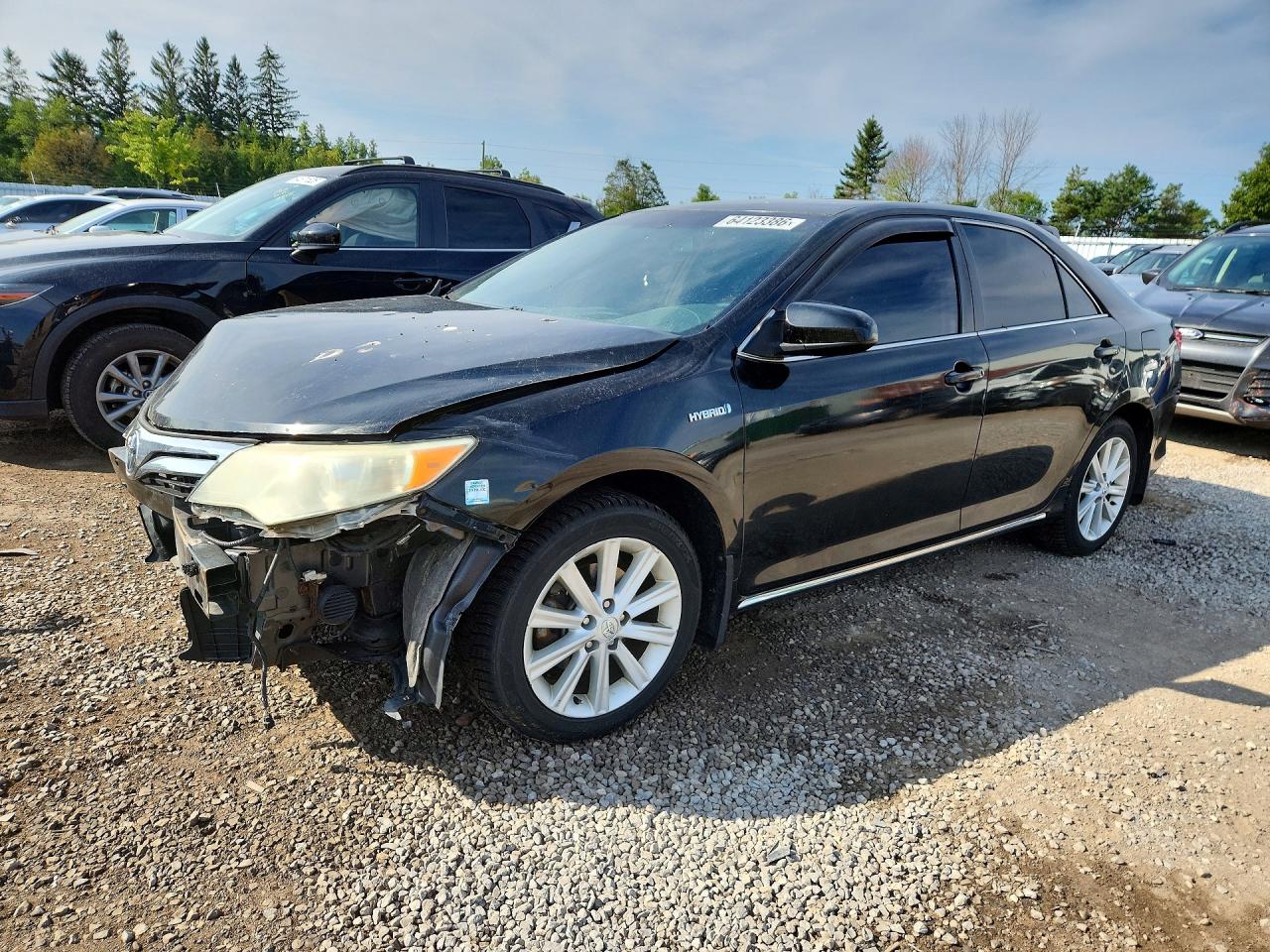 4T1BD1FKXEU099921 · 2014 TOYOTA CAMRY HYBRID
