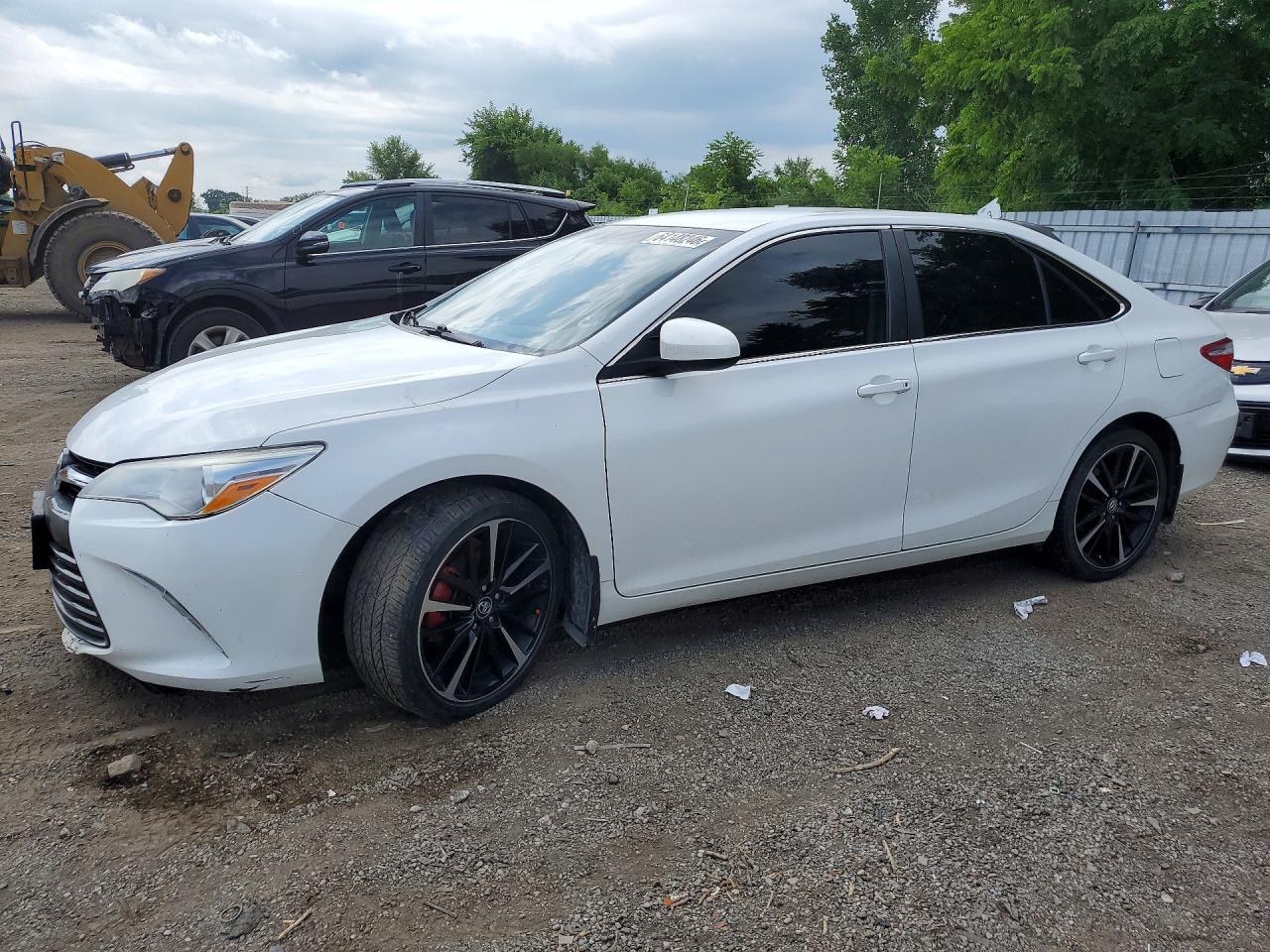 4T1BF1FK1HU428861 · 2017 TOYOTA CAMRY