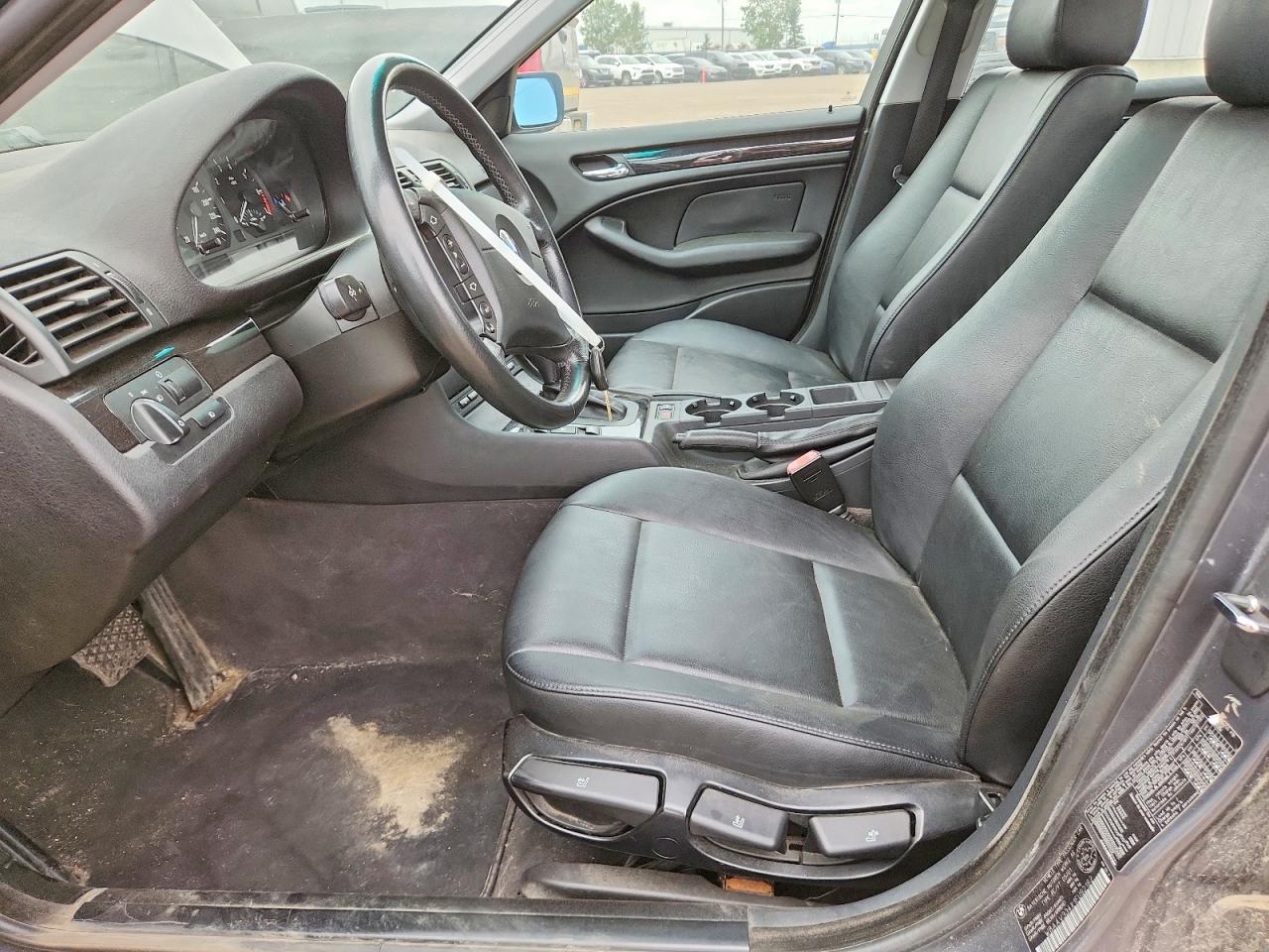WBAAV334X1FU92182 · 2001 BMW 325 · 7/12