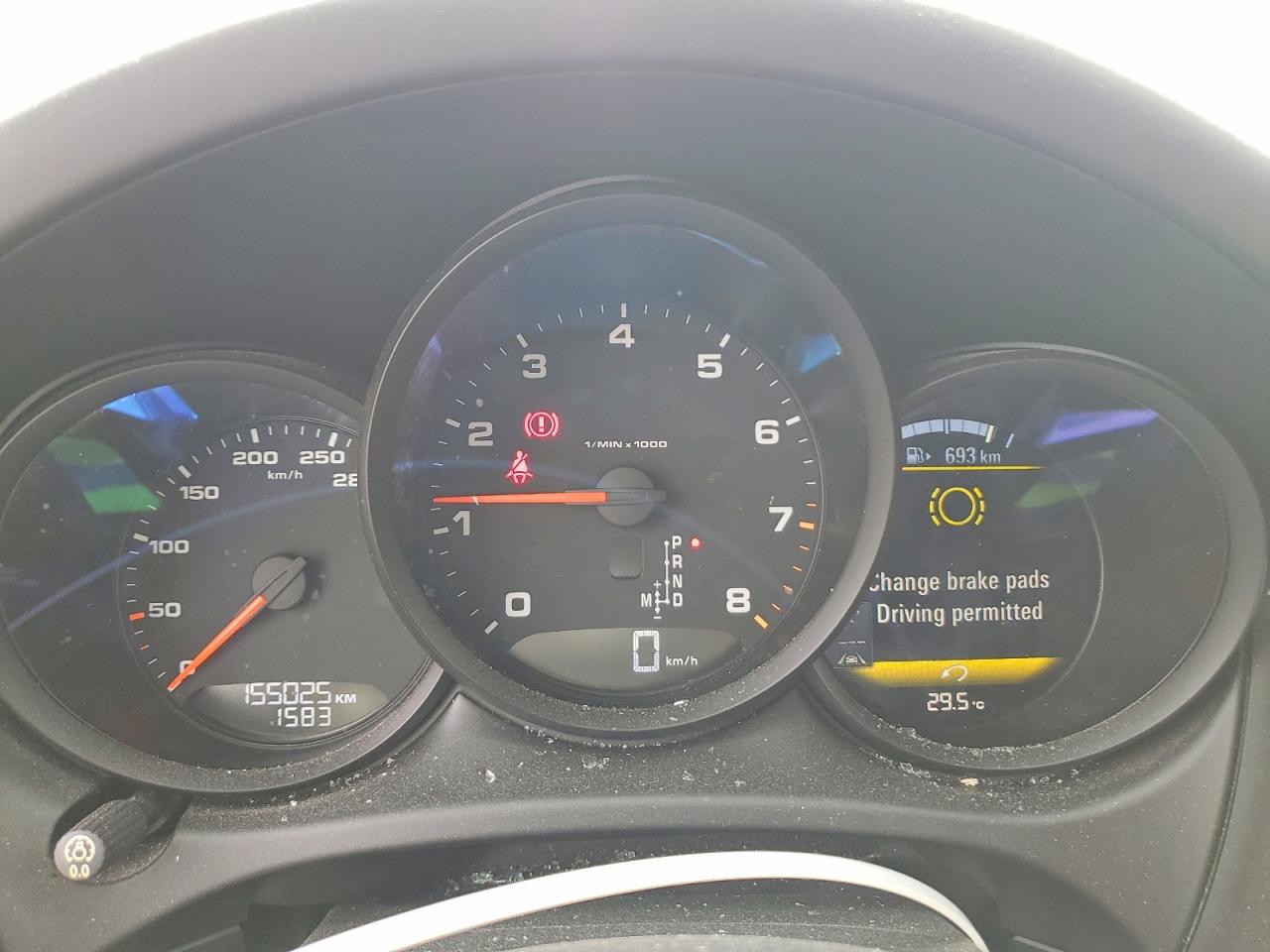 WP1AA2A54JLB11351 · 2018 PORSCHE MACAN · 9/13
