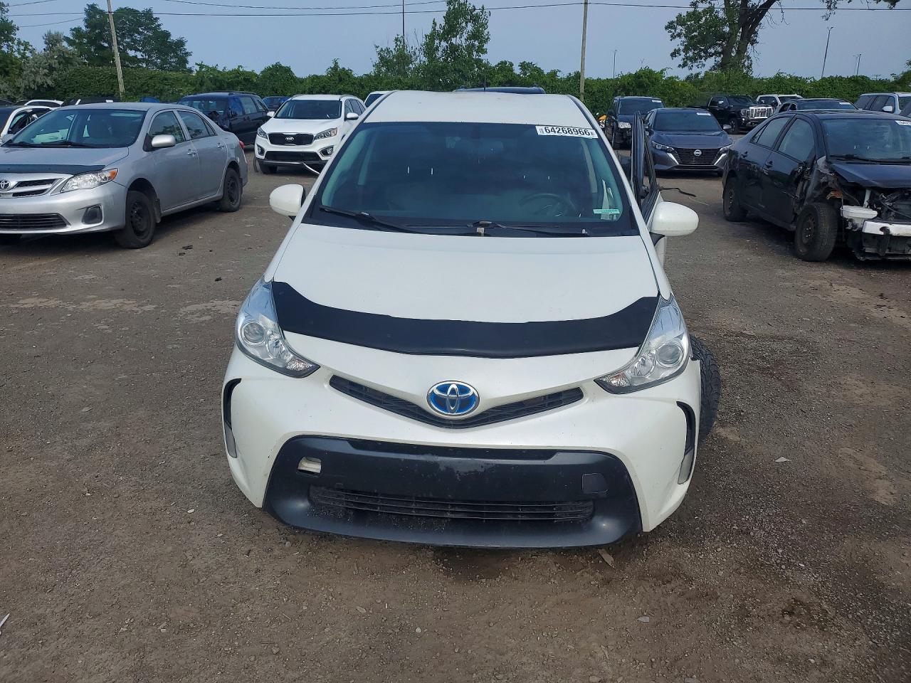 JTDZN3EU4HJ069432 · 2017 TOYOTA PRIUS V · 5/12
