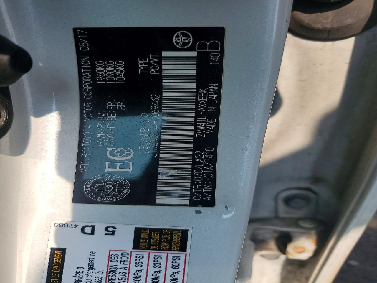JTDZN3EU4HJ069432 · 2017 TOYOTA PRIUS V · 12/12