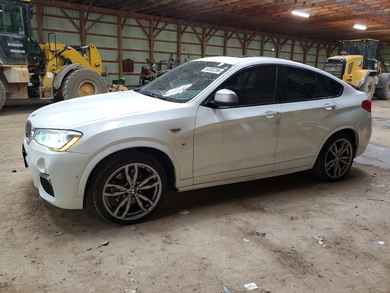 5UXXW7C55J0W63805 · 2018 BMW X4