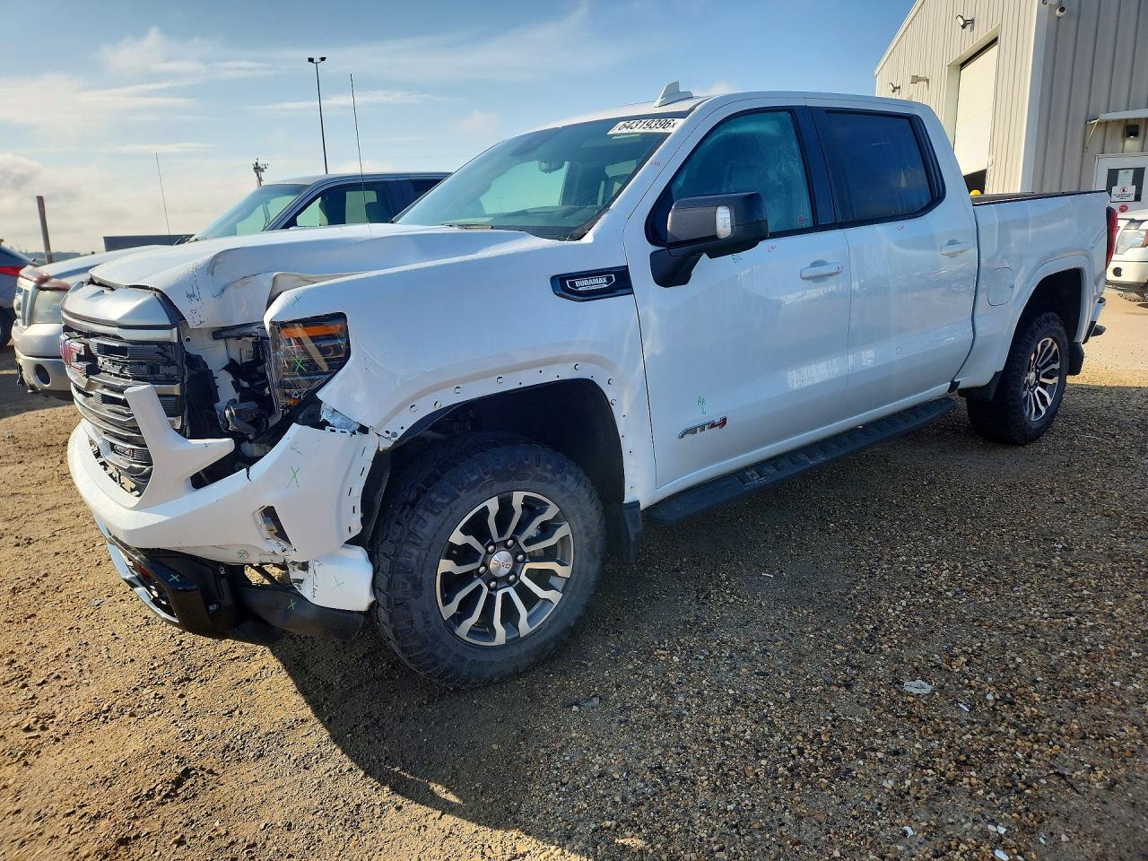 3GTUUEET0NG574252 · 2022 GMC SIERRA
