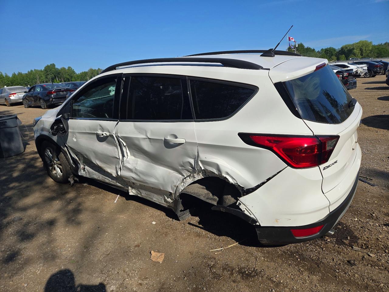 1FMCU9HD9KUC39129 · 2019 FORD ESCAPE · 2/13