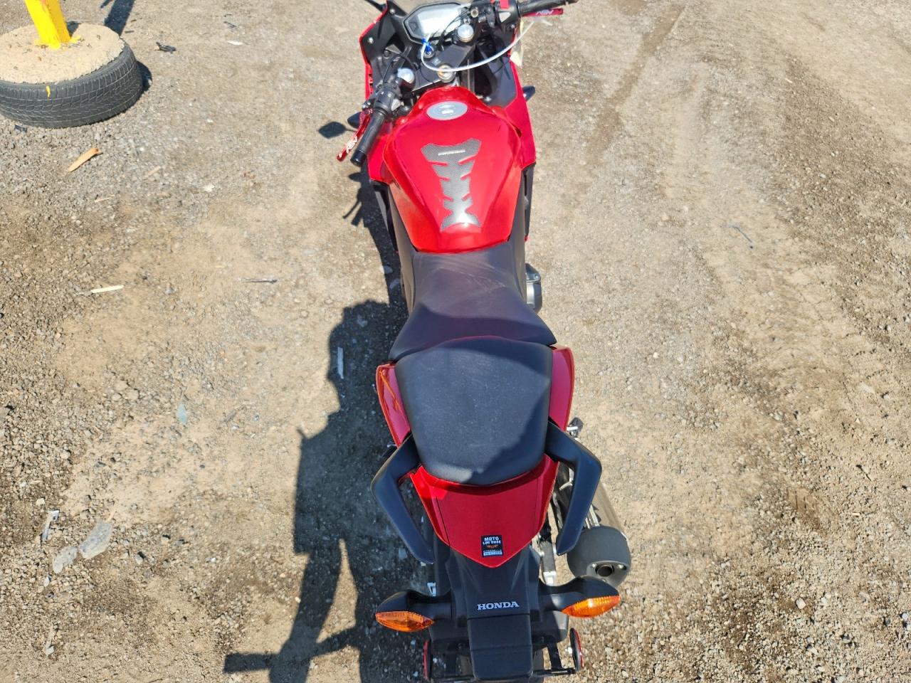 MLHPC4427F5200147 · 2015 HONDA CBR500 · 6/9