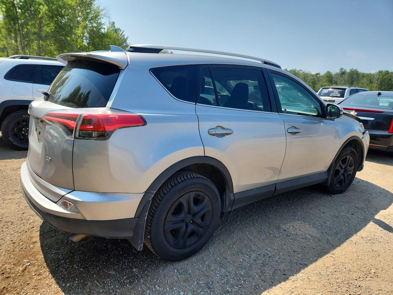 2T3ZFREV4GW306672 · 2016 TOYOTA RAV4 · 3/13