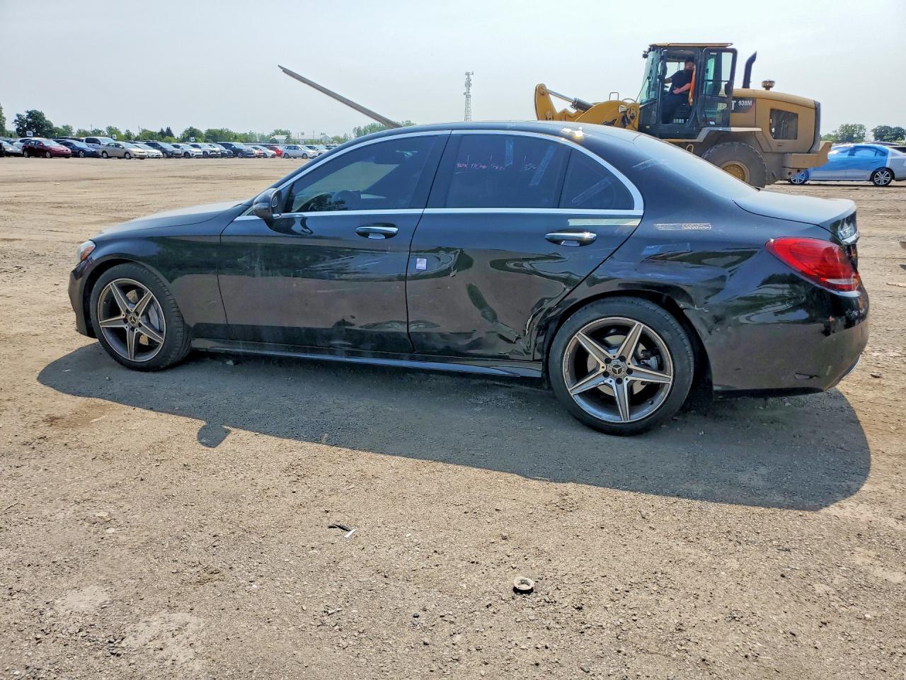 55SWF4KB1JU238407 · 2018 MERCEDES-BENZ C · 2/12