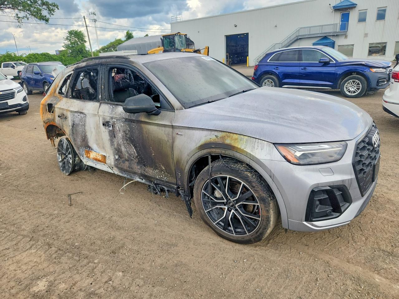 WA1FAAFY8P2065889 · 2023 AUDI Q5 · 4/12