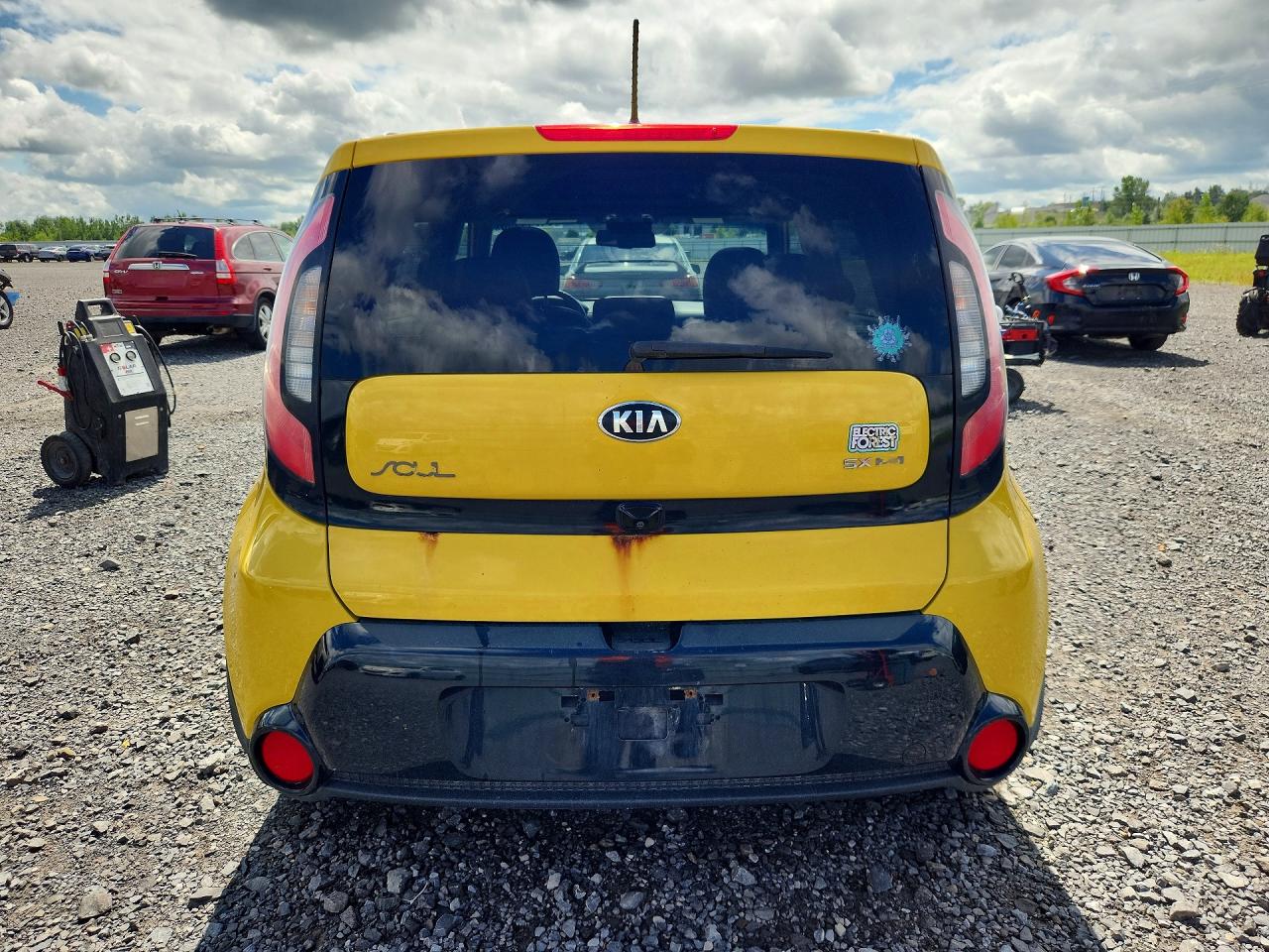 KNDJX3A51F7158715 · 2015 KIA SOUL · 6/12