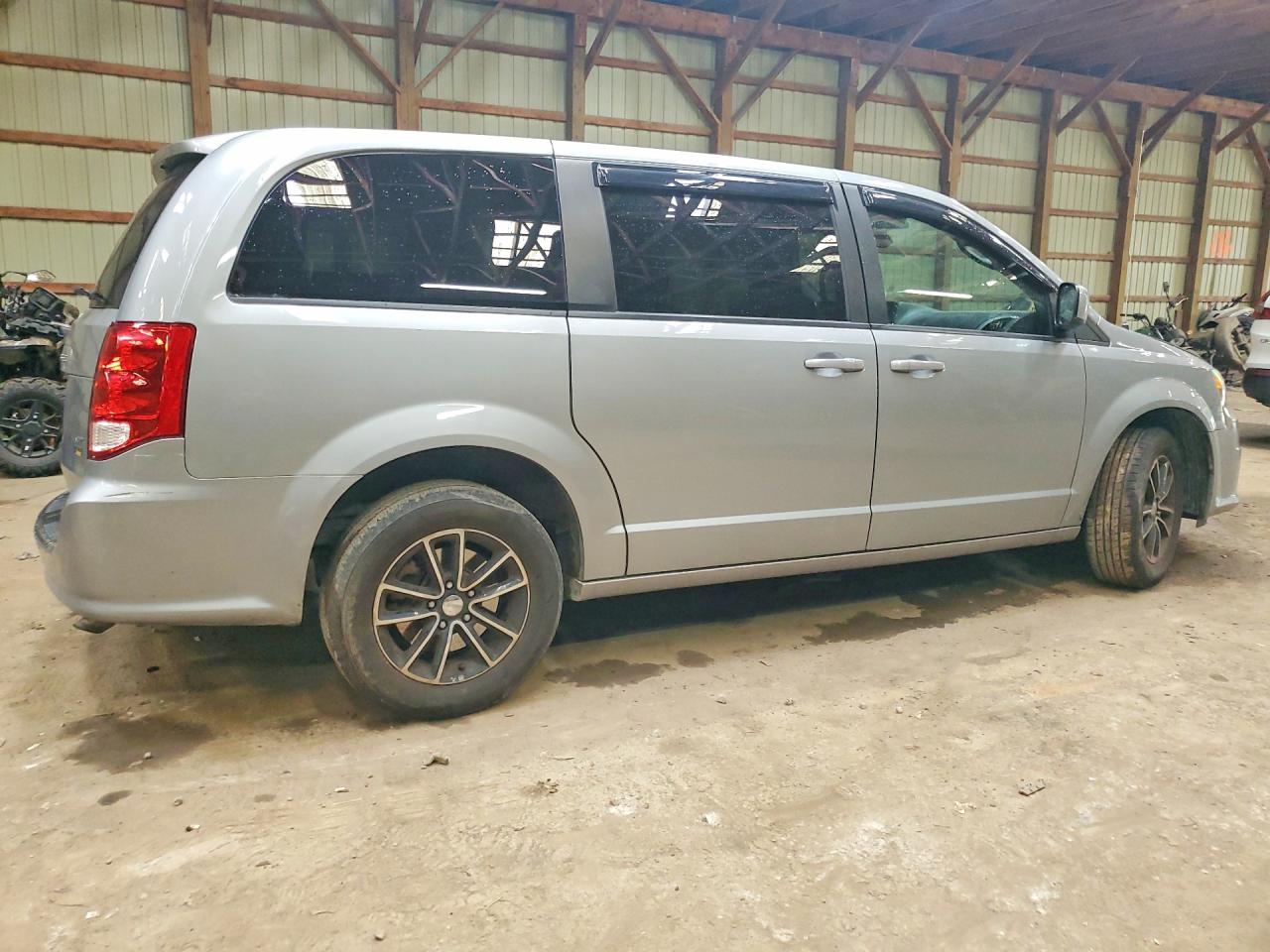 2C4RDGEGXKR654443 · 2019 DODGE GRAND CARAVAN · 3/13
