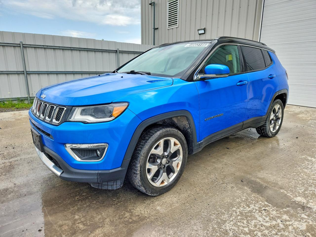 3C4NJDCB5JT414953 · 2018 JEEP COMPASS