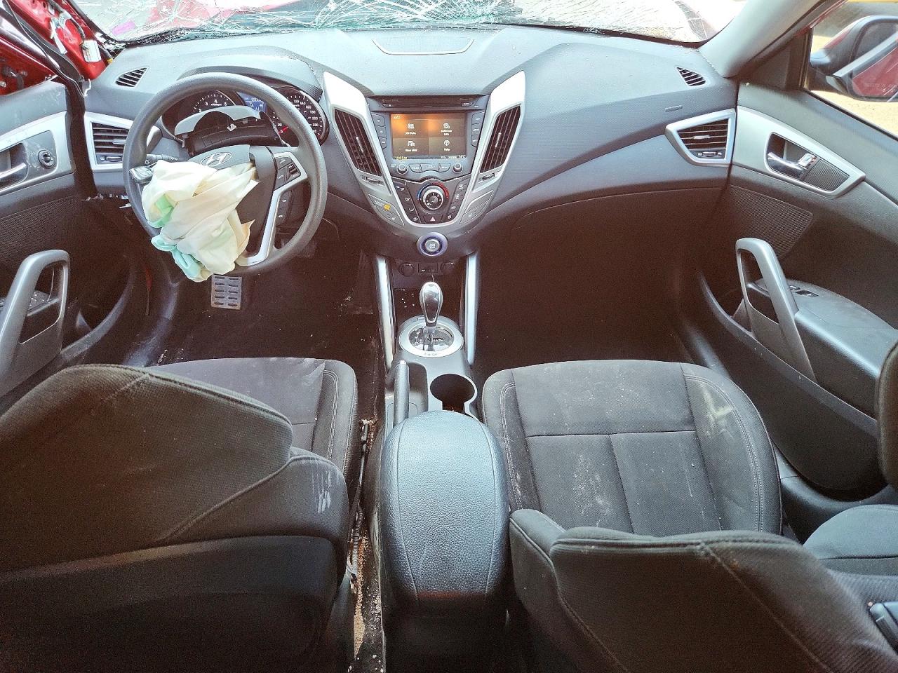 KMHTC6AD9GU290567 · 2016 HYUNDAI VELOSTER · 8/13