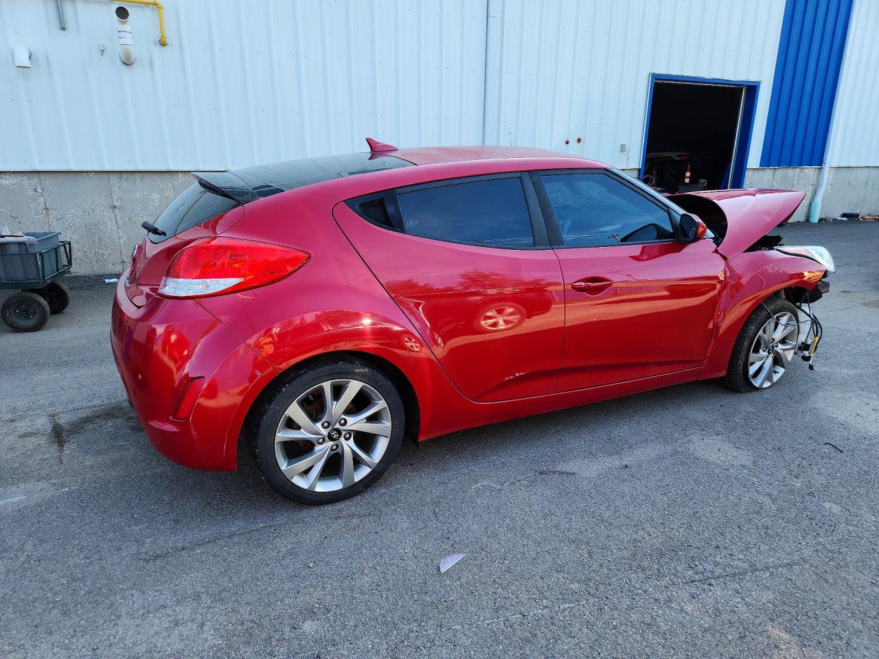 KMHTC6AD9GU290567 · 2016 HYUNDAI VELOSTER · 3/13