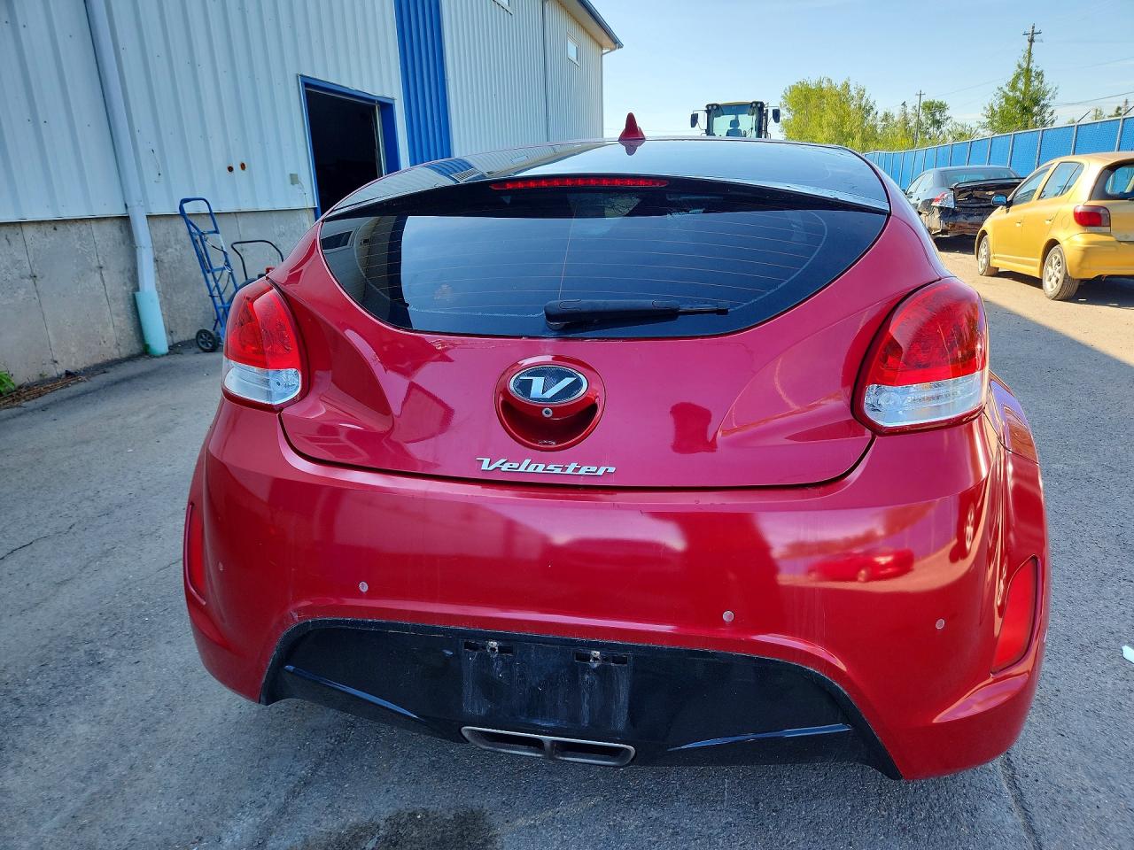 KMHTC6AD9GU290567 · 2016 HYUNDAI VELOSTER · 6/13
