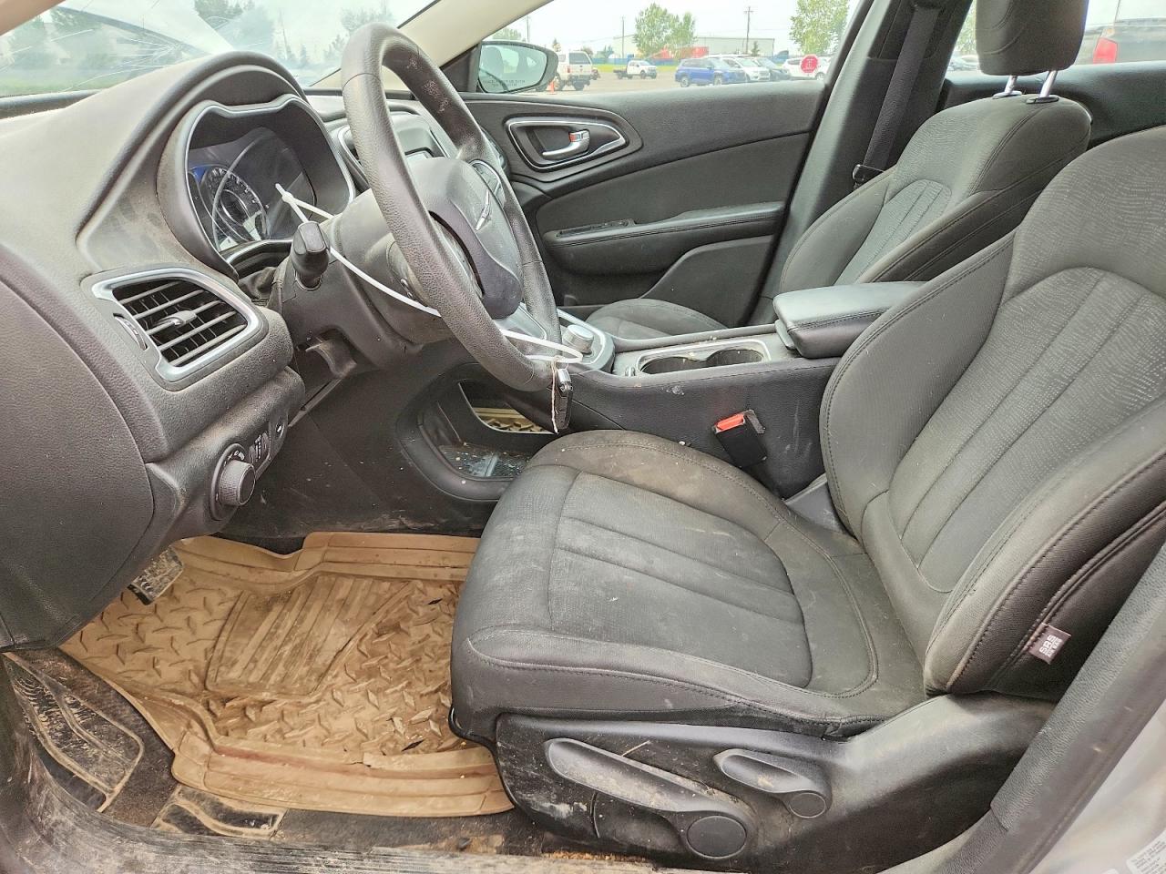 1C3CCCFB4GN181085 · 2016 CHRYSLER 200 · 7/12