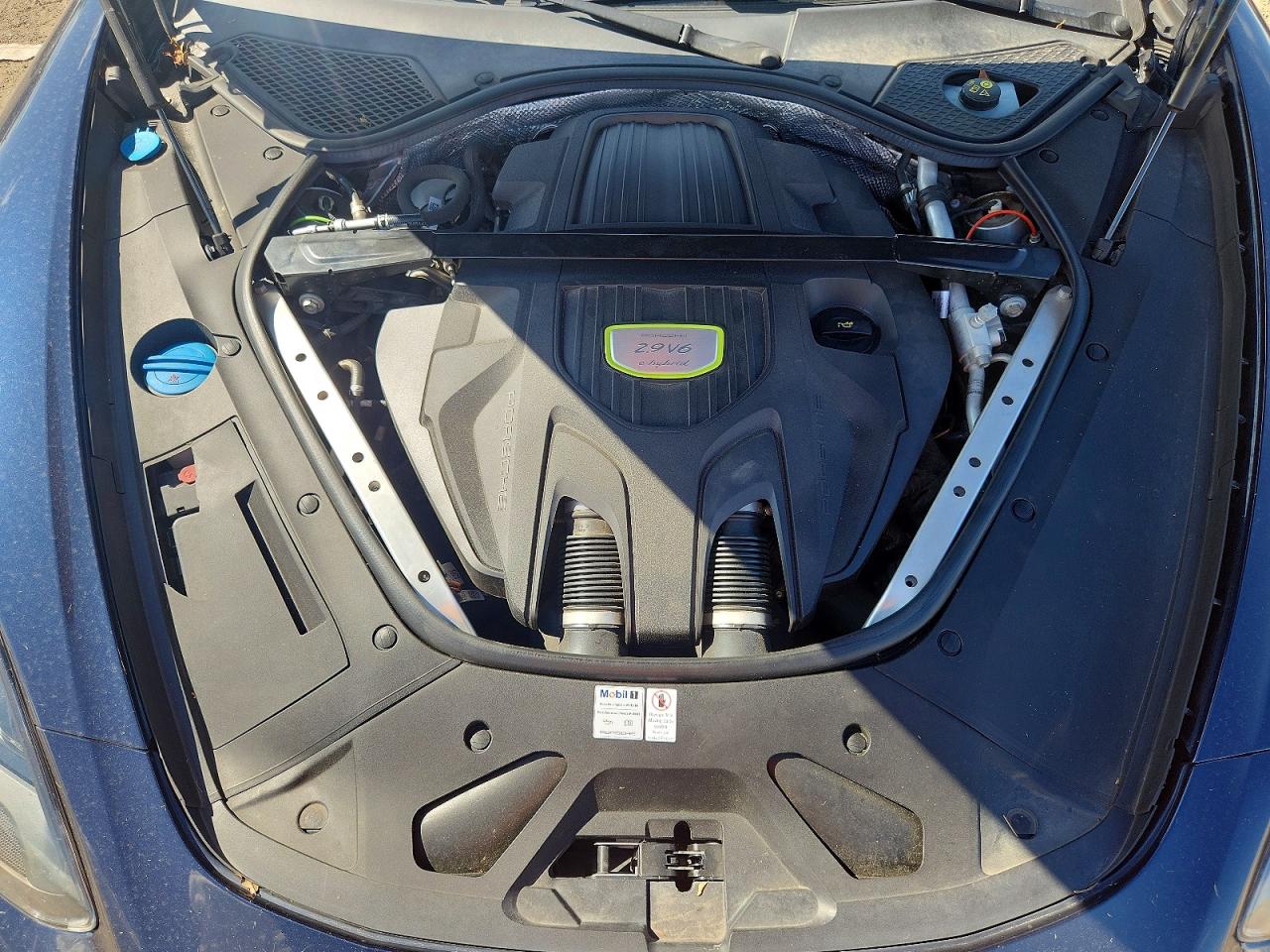 WP0AE2A76KL123123 · 2019 PORSCHE PANAMERA · 11/12