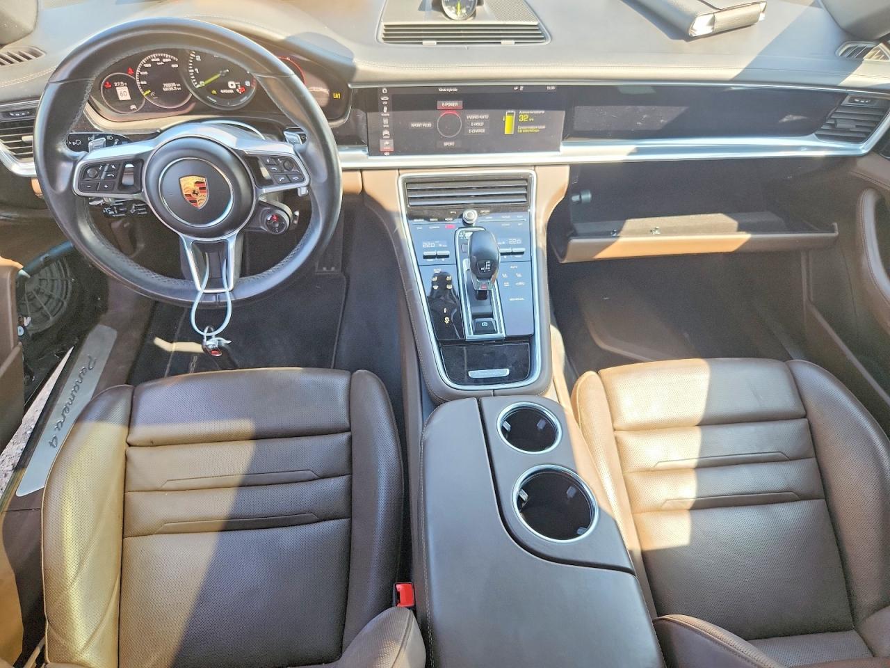 WP0AE2A76KL123123 · 2019 PORSCHE PANAMERA · 8/12