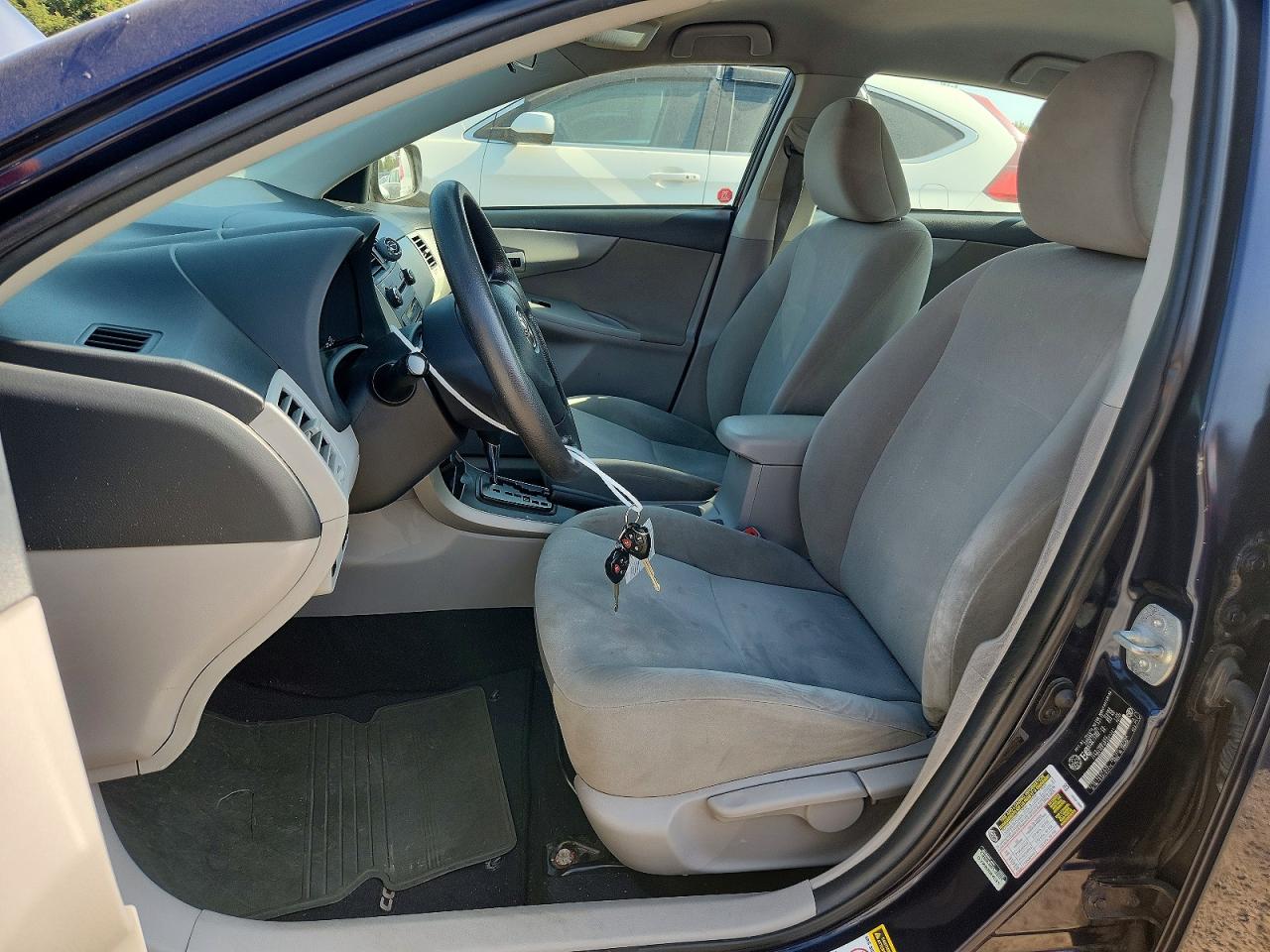 2T1BU4EEXBC581301 · 2011 TOYOTA COROLLA · 7/12