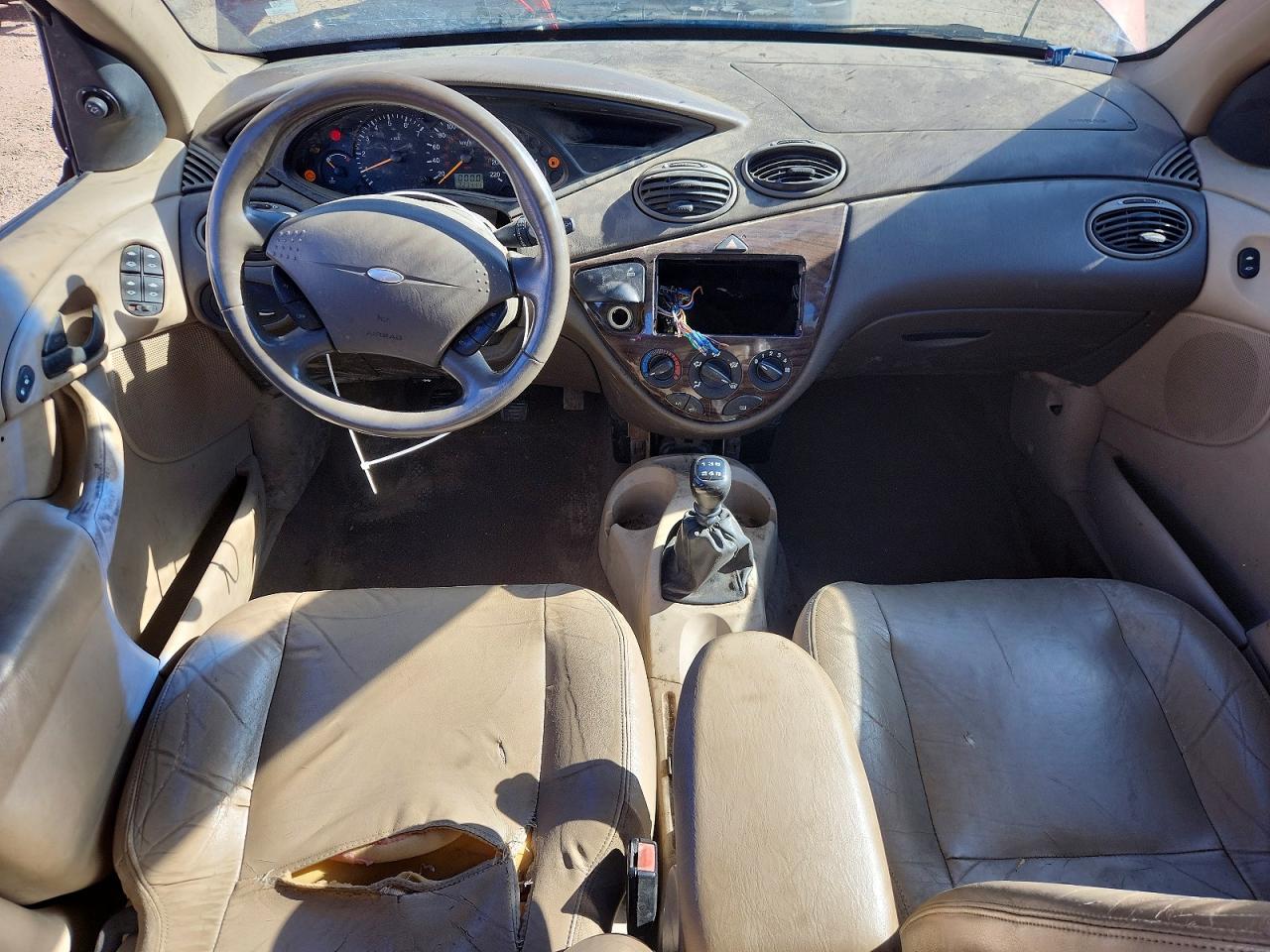 1FAFP3836YW179097 · 2000 FORD FOCUS · 8/12