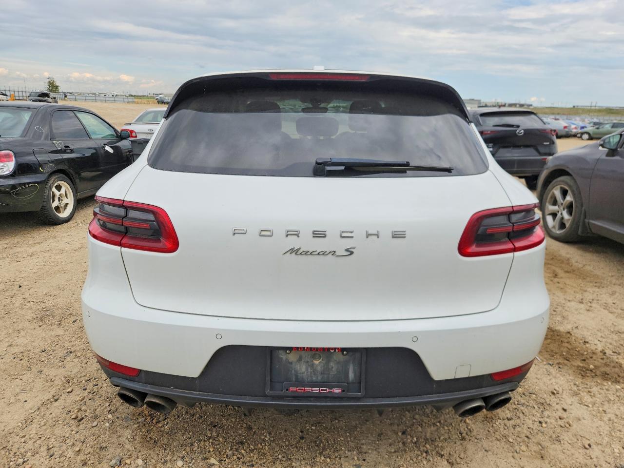 WP1AB2A55FLB60028 · 2015 PORSCHE MACAN · 6/12