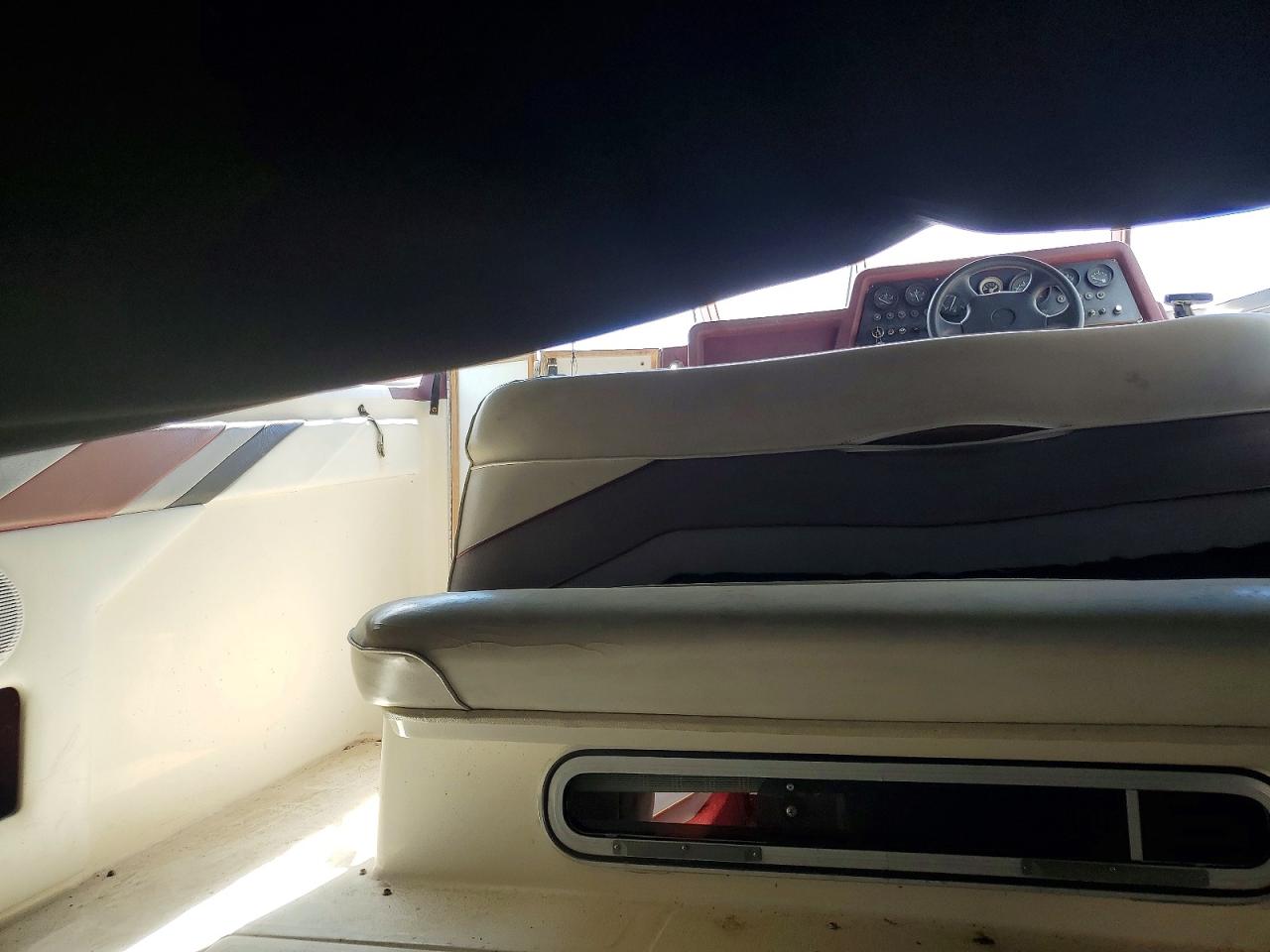 SERM7041L990 · 1990 SEA RAY BOAT · 6/10