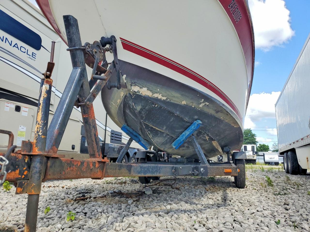 SERM7041L990 · 1990 SEA RAY BOAT · 9/10