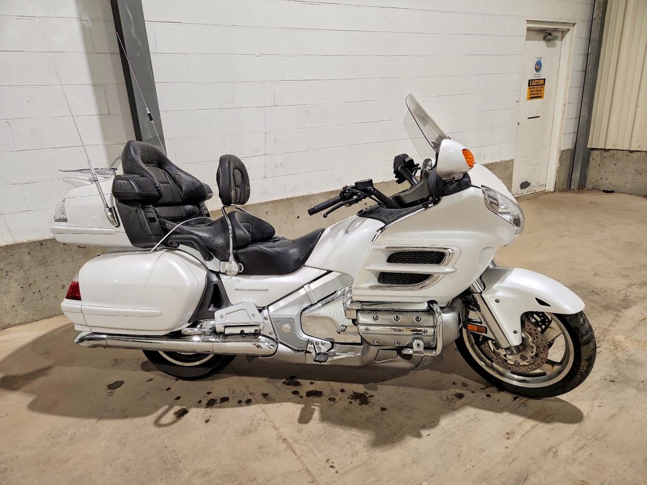 2008 HONDA GL1800