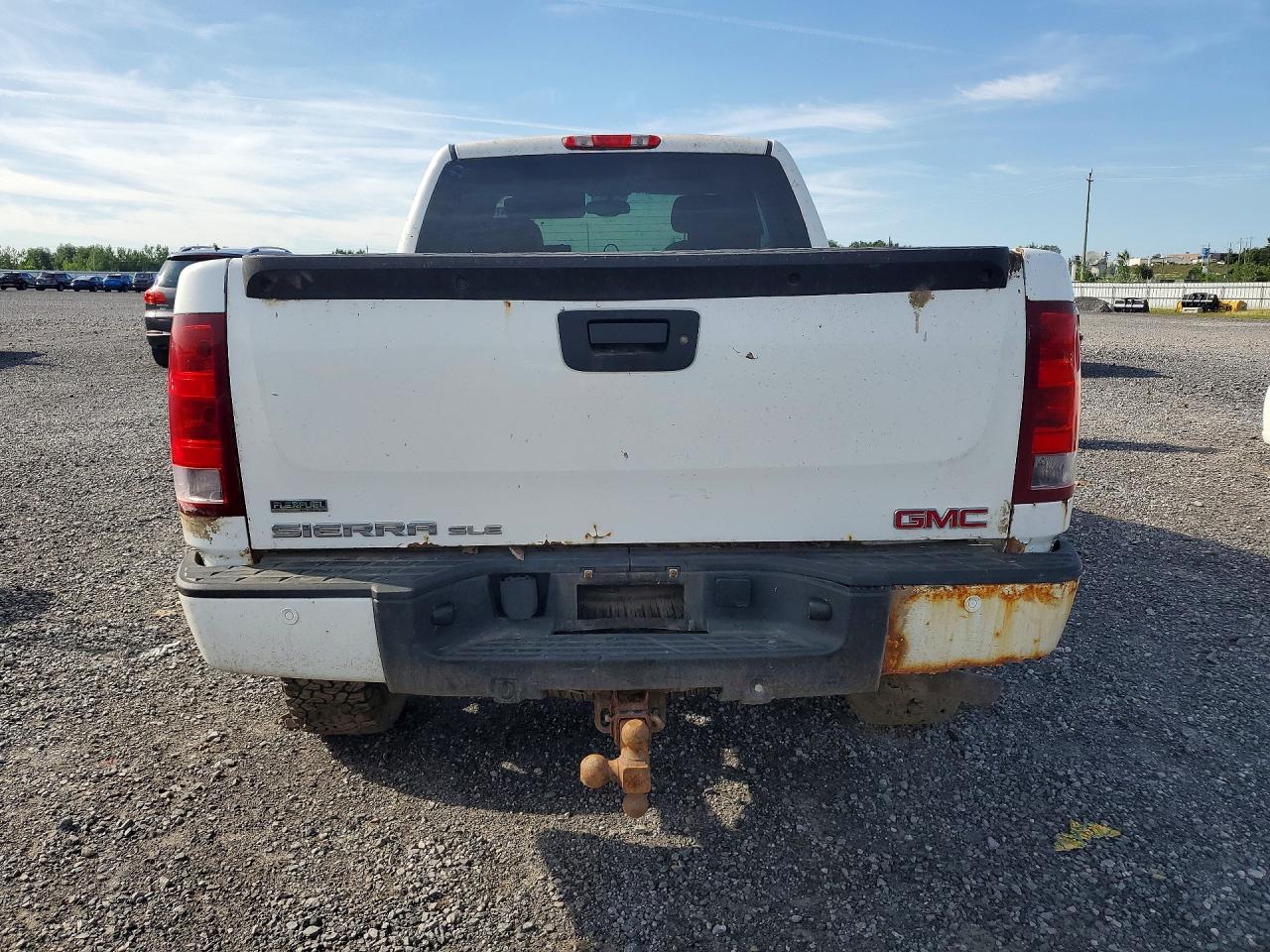 1GTR2VE31BZ457707 · 2011 GMC SIERRA · 6/13
