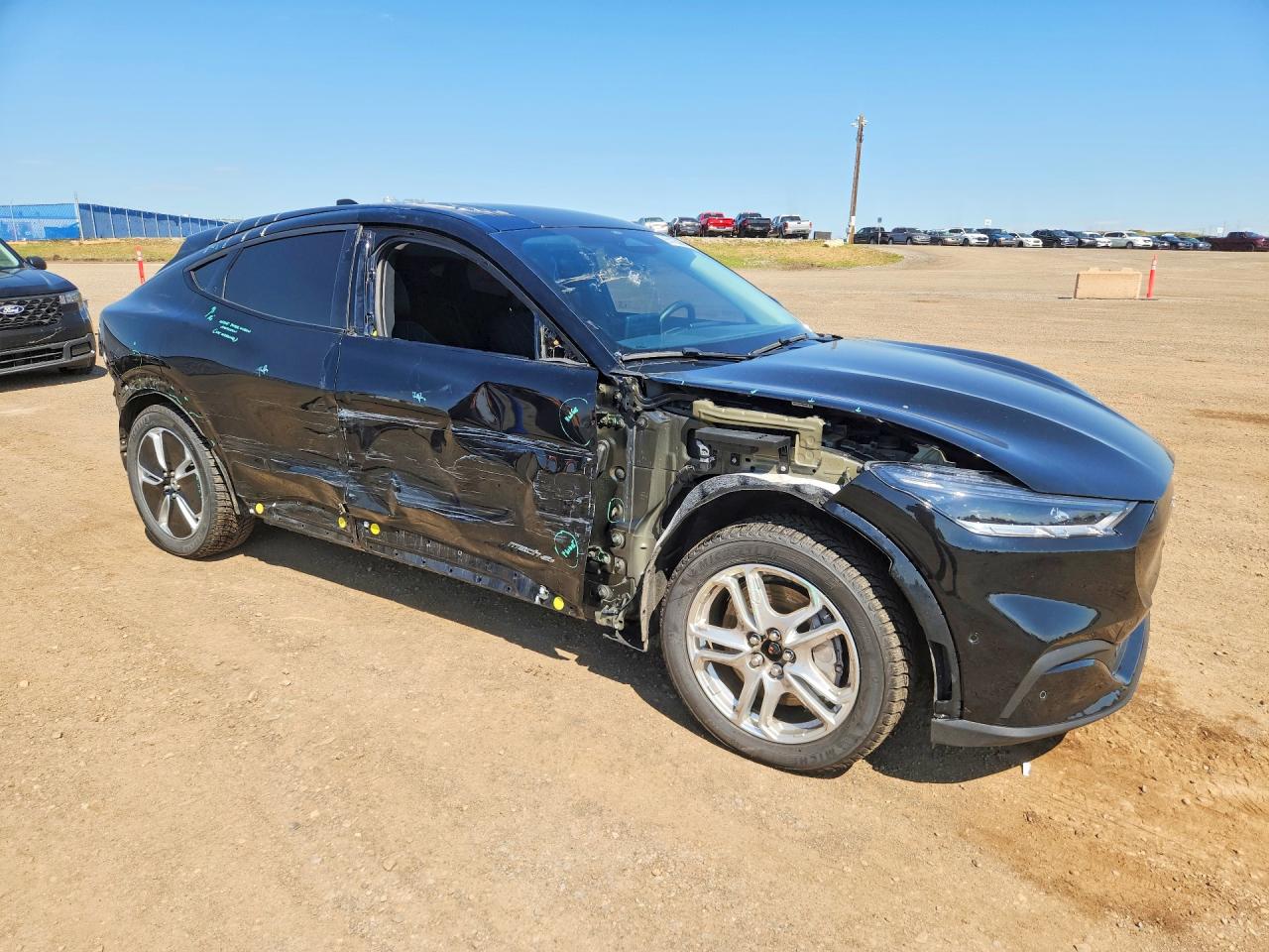 3FMTK1SSXNMA63425 · 2022 FORD MUSTANG MACH-E · 4/13